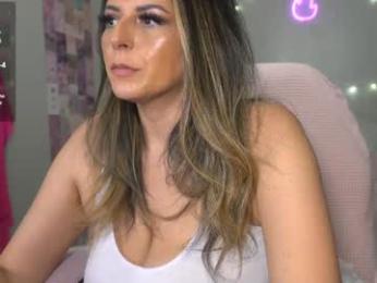 xclusivesecrets webcam model stream image