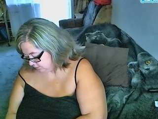 sex2 webcam model stream image