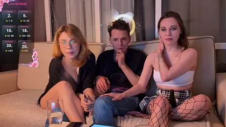 Three_Some_Dream webcam stripchat model stream image