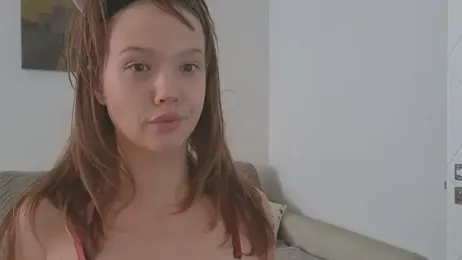 DemiDee webcam model stream image