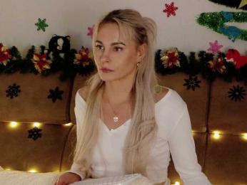 Kocmoc_Katerina webcam model stream image