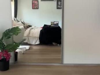 luvlivvyy webcam model stream image