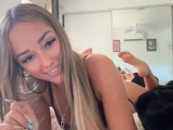 luvlivvyy webcam model stream image