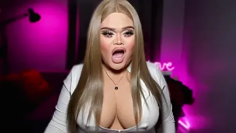 BelindaLove webcam model stream image