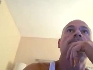 showingoff402 webcam model stream image