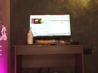 kristelshow webcam model stream image