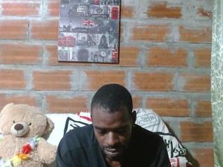 Tairon Tuck webcam model stream image