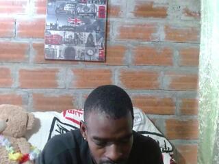 Tairon Tuck webcam model stream image