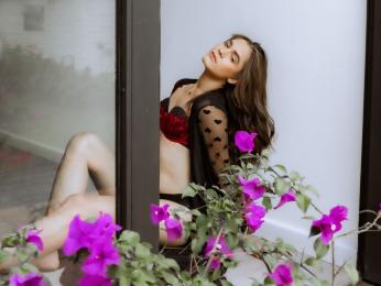 AliceClarkc webcam model stream image