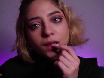 dahliacruzzz21 webcam model stream image