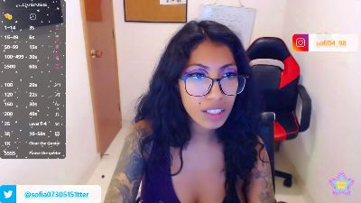 Sofia_1rose webcam model stream image