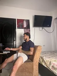 Kenny_romano webcam model stream image