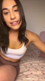 luzz26 webcam cam4 model stream image