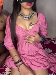 Suhu_love webcam model stream image