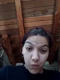 Lusandra1837lusi webcam model stream image