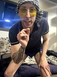 SexyTigris32 webcam model stream image