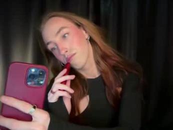 avril_pearly_ webcam model stream image