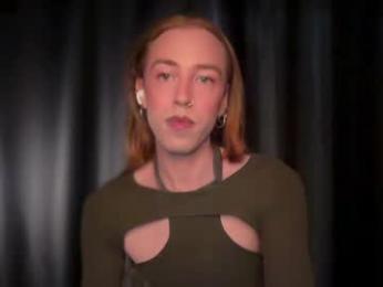 avril_pearly_ webcam model stream image