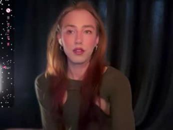 avril_pearly_ webcam chaturbate model stream image