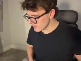 yngdesire webcam model stream image