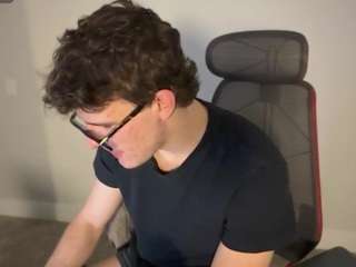 yngdesire webcam model stream image