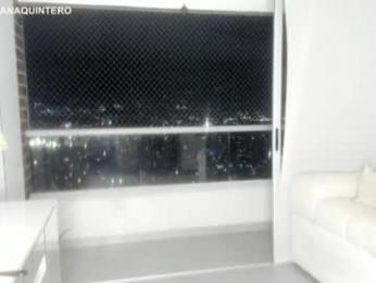 swt_molly webcam model stream image