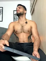 Maximiliano_ford webcam model stream image