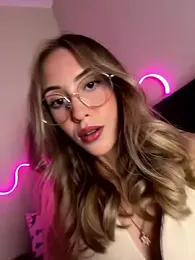 fanyabbey webcam stripchat model stream image