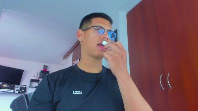 John_pmr webcam model stream image