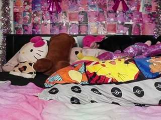 karliekayozz webcam model stream image