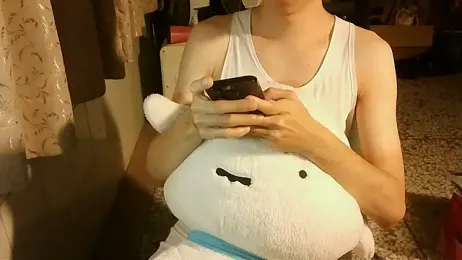 KYU890428 webcam model stream image