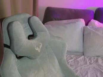 cute_thomas webcam model stream image