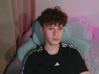 cute_thomas webcam model stream image