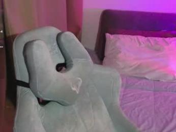 cute_thomas webcam model stream image