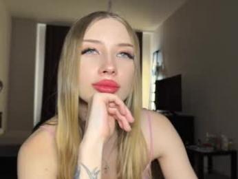 streis_mua webcam model stream image