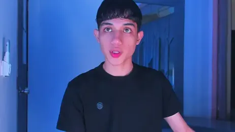 Sebax_Young webcam model stream image