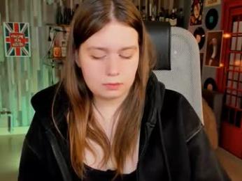 fioramarmoris webcam model stream image