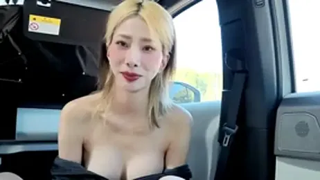 MoonVelour999 webcam stripchat model stream image