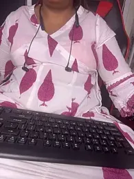 roasted_peanut webcam model stream image