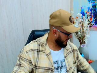 Titan Max webcam model stream image