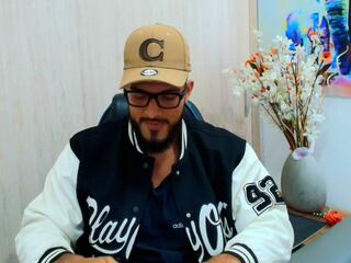 Titan Max webcam model stream image