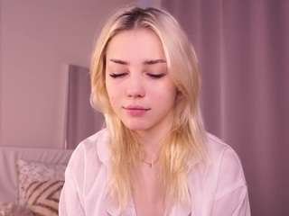 blue-bow webcam model stream image