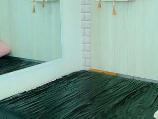 Katy Heaven webcam model stream image