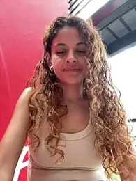 alana15 webcam stripchat model stream image