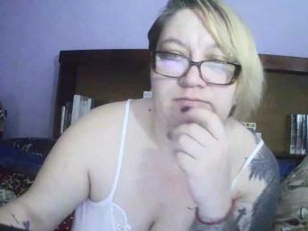 sweetmommy webcam bongacams model stream image