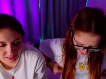 dawnreeves webcam model stream image