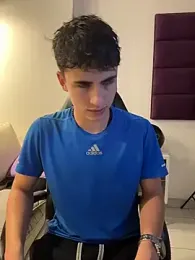 AdrianRinaldi webcam model stream image