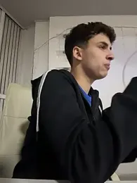 AdrianRinaldi webcam model stream image