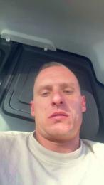 Per37 webcam model stream image