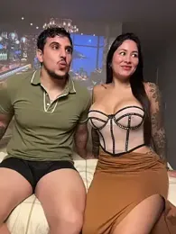 Sexandfire webcam model stream image